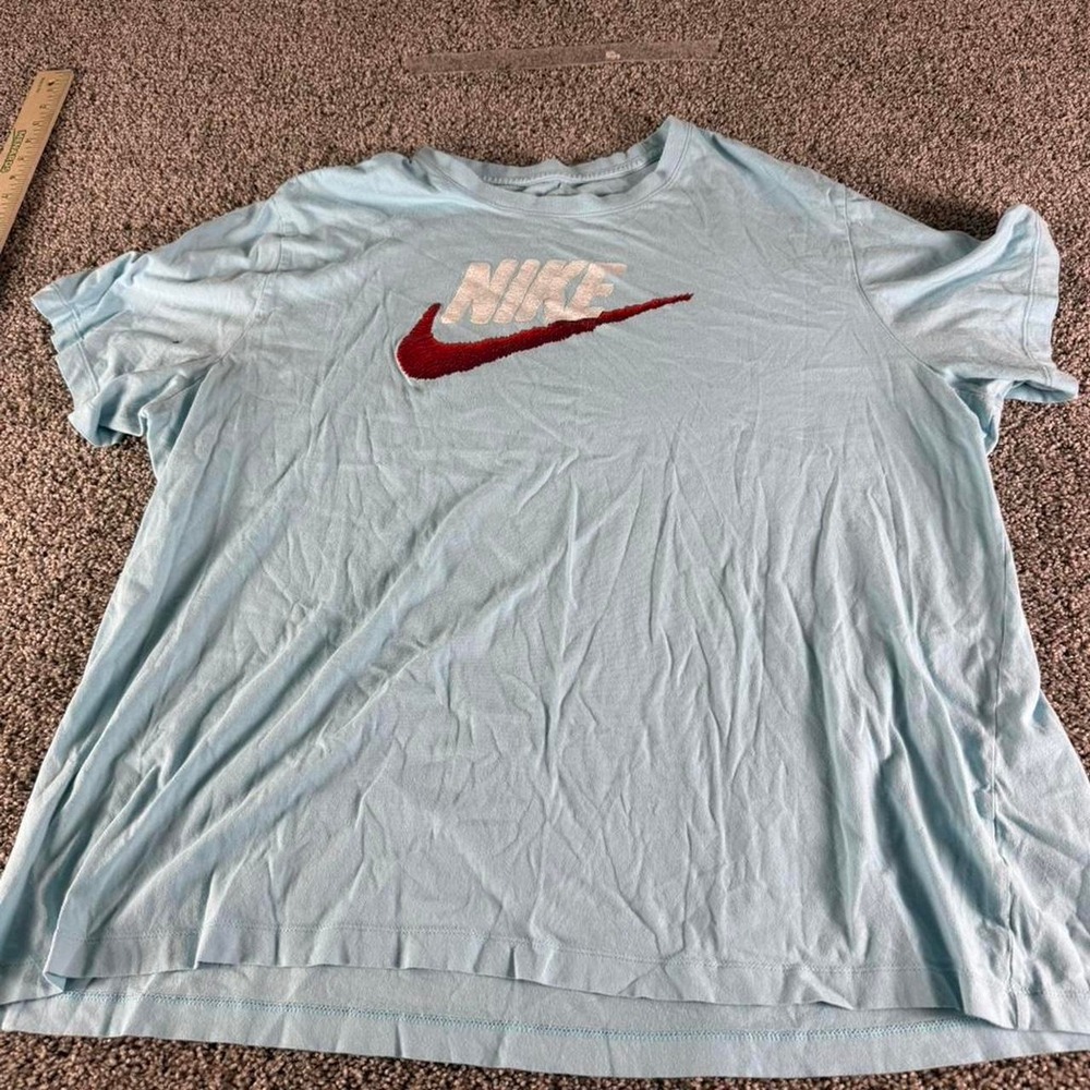Nike Mens‎ 3XL Light Blue Chenille Swoosh Graphic T-Shirt Short Sleeve Tee
